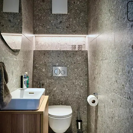 Haus Am Lift - Top1 - Summercard Included - Ski-in Ski-out - 4p Daire Zell am See